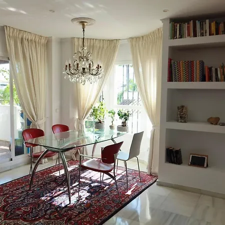 2 Bedroom Pool Views - Naranjos * Marbella